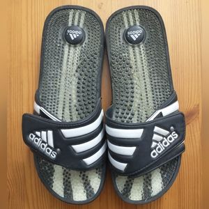 Adidas Adissage sandals